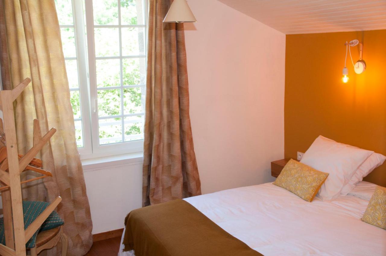 Saint-Germain-Sur-Seves La Maison Des Tilleuls מראה חיצוני תמונה